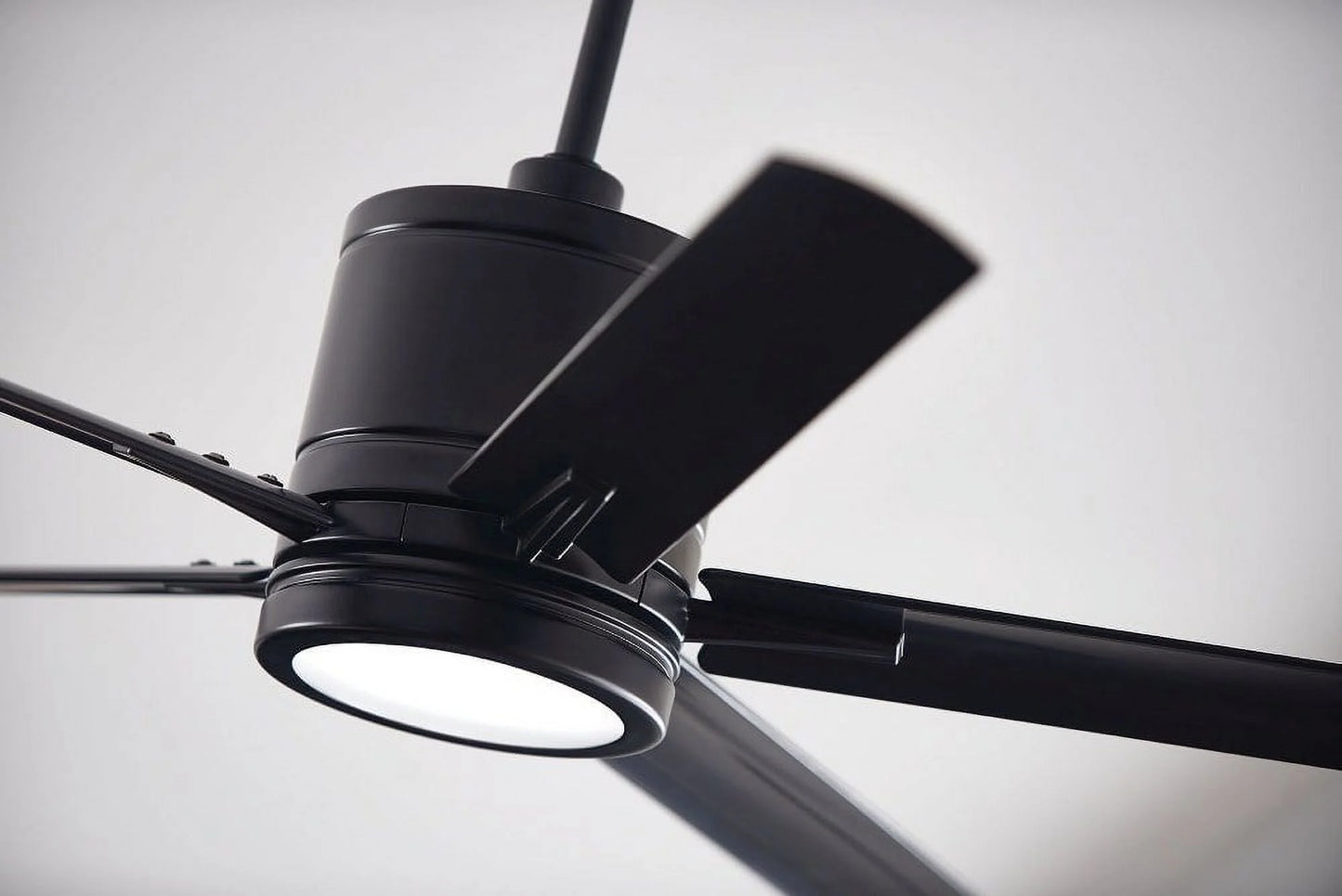 Hinkley Lighting - Fan - Vail - 52 Inch 5 Blade Ceiling Fan with Light