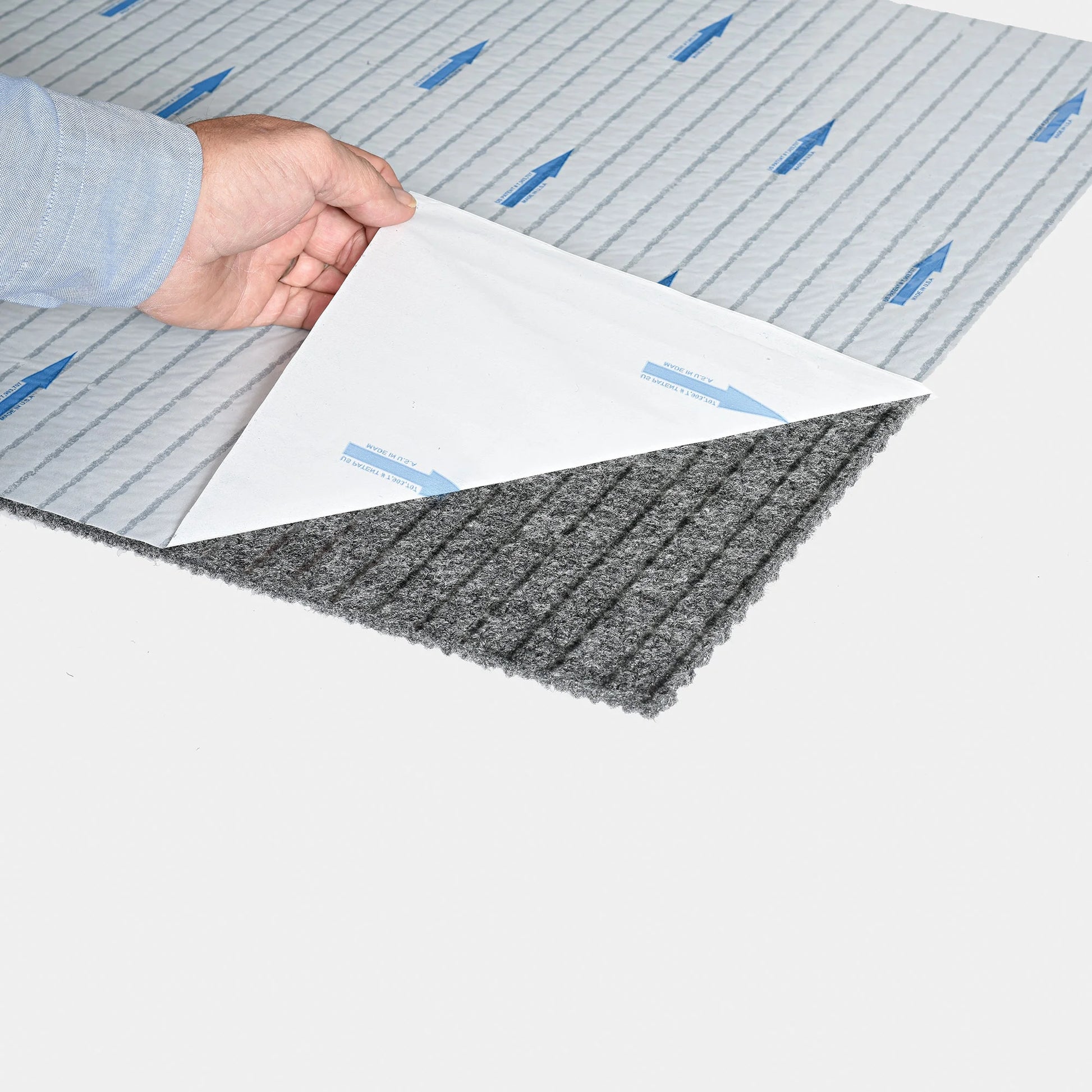 Foss Floors Ocean Blue 24'̡ x 24?̡ ' Peel and Stick Latitude Carpet Tile 60 sq ft 15 Piece