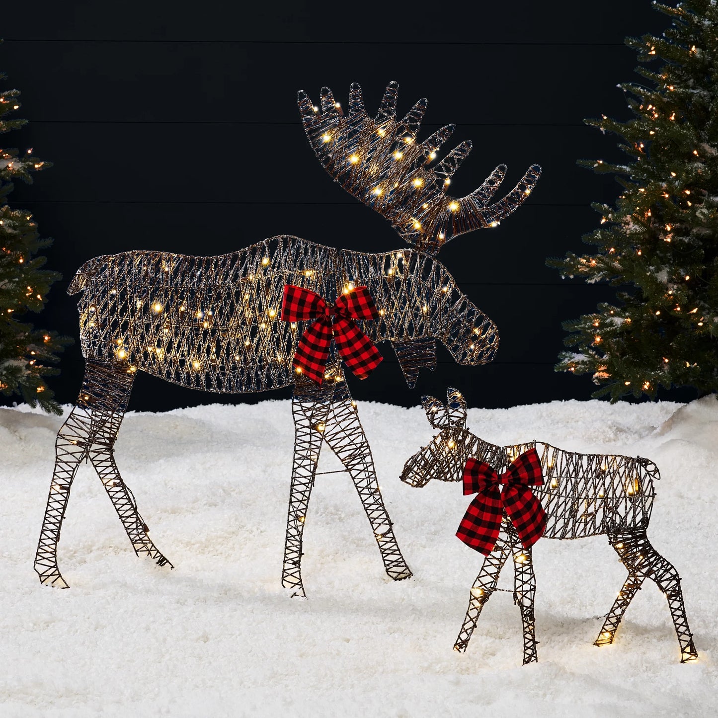 Best Choice Products 4ft 2-Piece Lighted 2D Christmas Moose Set Outdoor Decor w/125 LED Lights, Stakes - Rattan